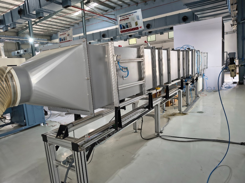 Full-Scale HEPA and ULPA Filter Test Wind Tunnel Rig with Aerodynamic Intake Nozzle